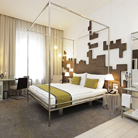 เพียว ไวท์ Hotel ปราก ภายนอก รูปภาพ