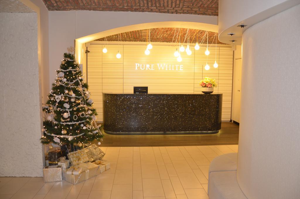 เพียว ไวท์ Hotel ปราก ภายนอก รูปภาพ