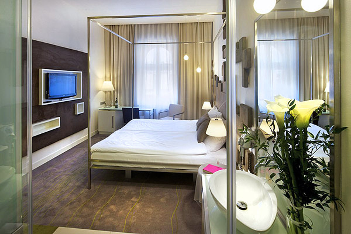 เพียว ไวท์ Hotel ปราก ภายนอก รูปภาพ