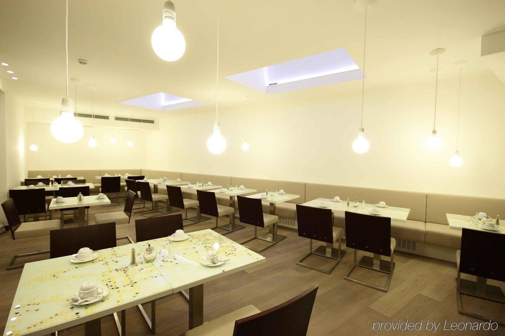เพียว ไวท์ Hotel ปราก ร้านอาหาร รูปภาพ